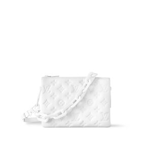 Louis Vuitton Coussin BB M11710