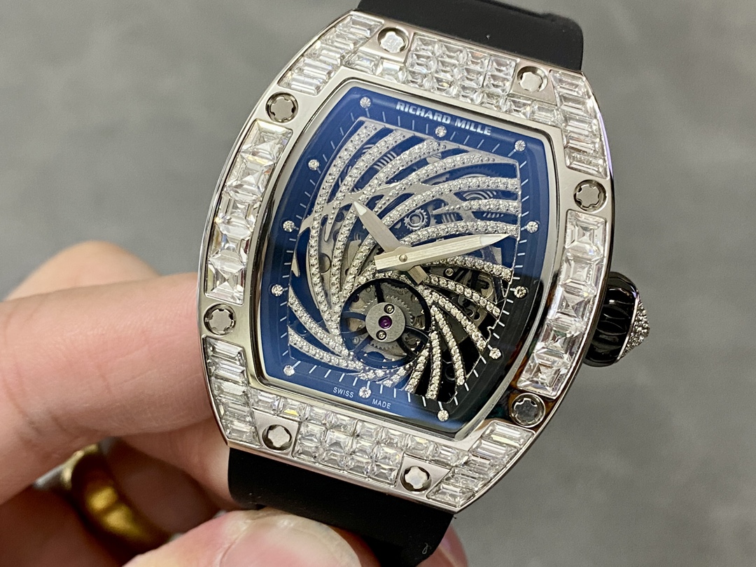 Richard Miller RM51-02 Tourbillon Diamond Twister Watch - Image 4