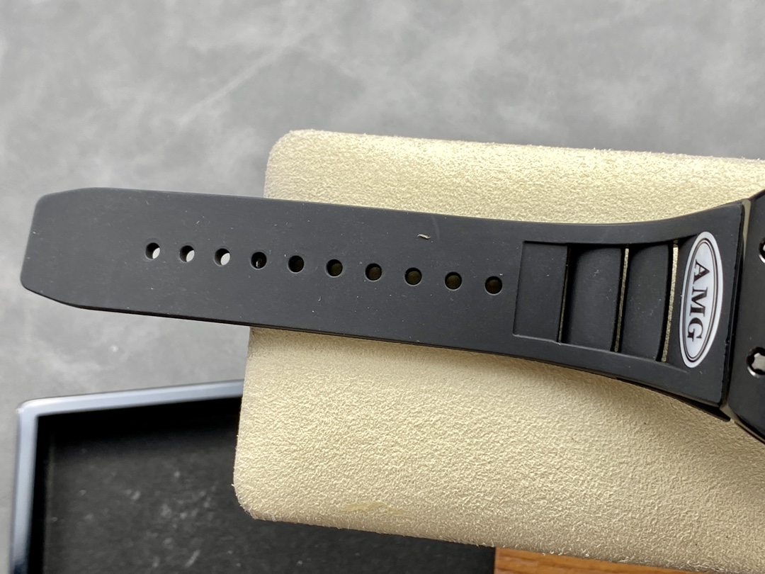 5 Colors Richard Mille Limited Edition RM52 Skull Titanium Tourbillon Openworked Dial - Image 38