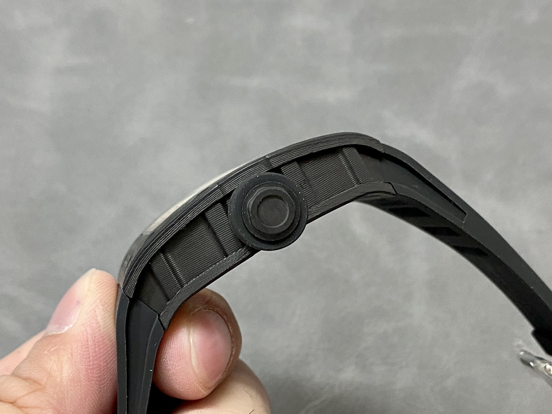 Richard Miller RM055 NTPT Carbon Fiber Black - Image 9