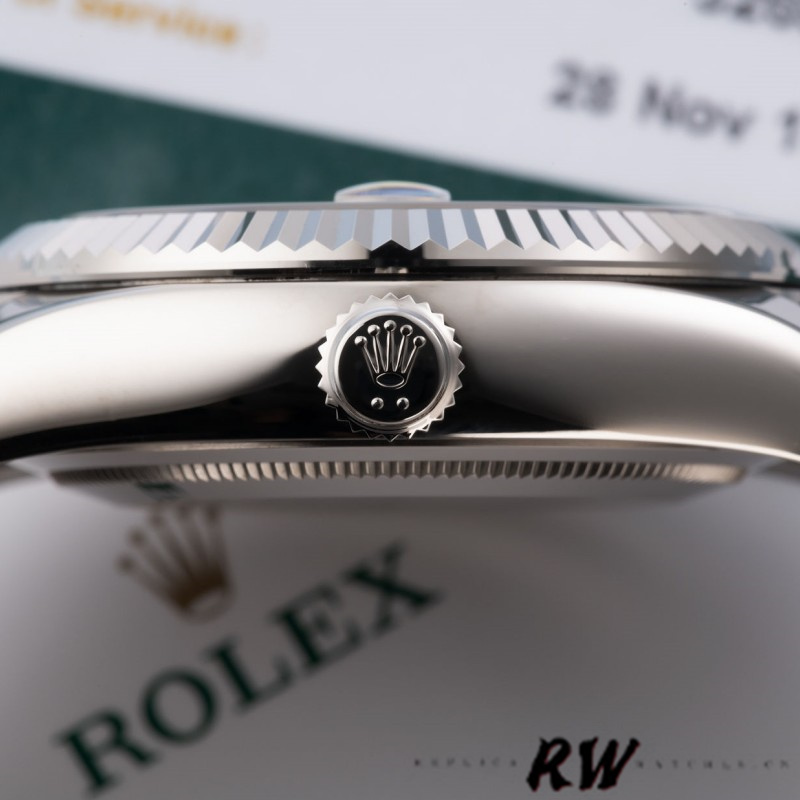 Rolex Sky-Dweller 326939 Fluted Bezel Ivory Dial 42MM Mens Replica Watch - Image 4