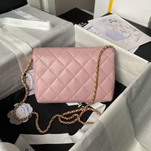 Chanel AS5011 Flap bag Shiny Lambskin Imitation Pearls & Gold-Tone Metal Pink