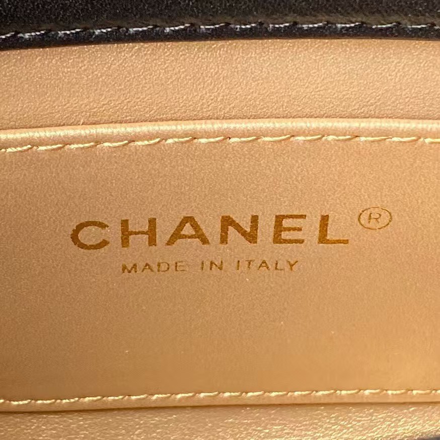 Chanel AS4986 Mini Flap bag Shiny Lambskin Imitation Pearls & Gold-Tone Metal Black - Image 7