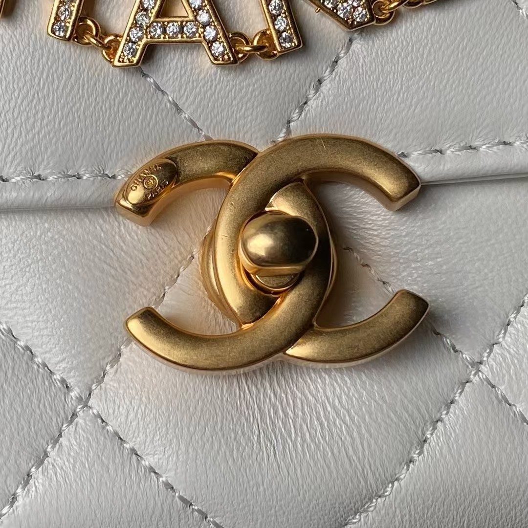 Chanel AS4986 Mini Flap bag Shiny Lambskin Imitation Pearls & Gold-Tone Metal White - Image 4