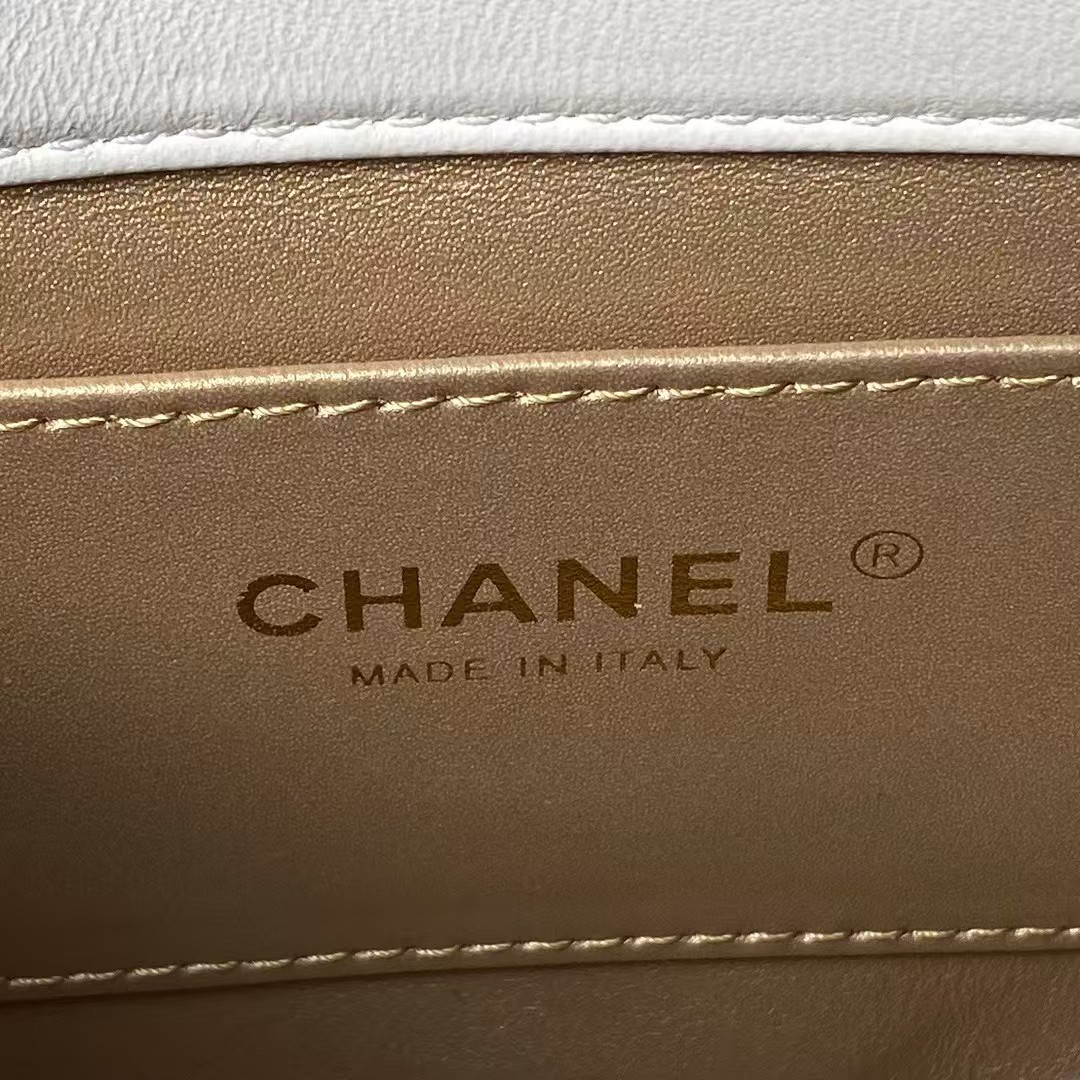 Chanel AS4986 Mini Flap bag Shiny Lambskin Imitation Pearls & Gold-Tone Metal White - Image 2