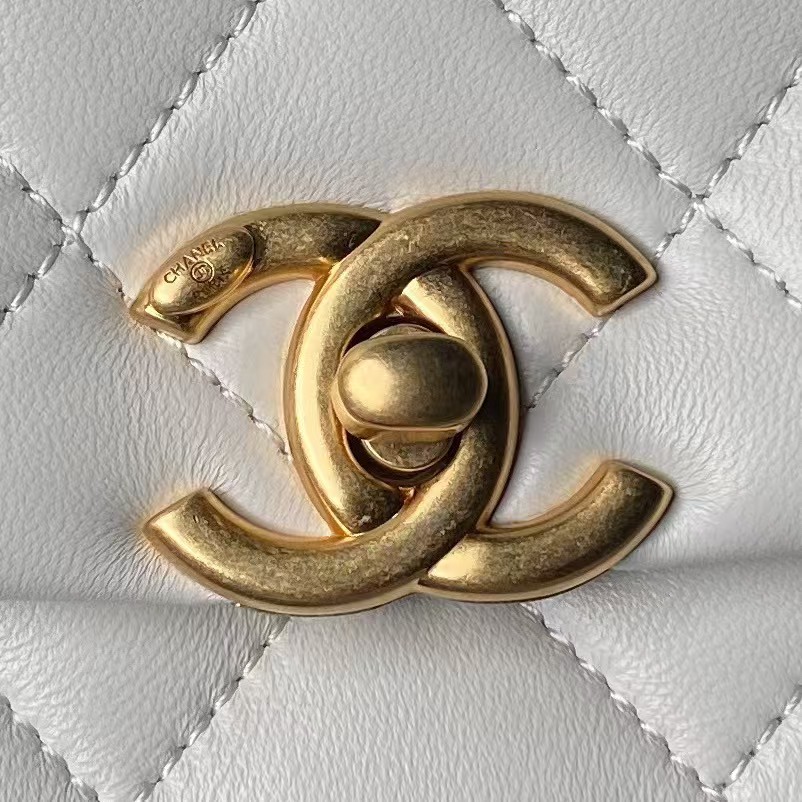 Chanel AS4997 Flap Bag Top Handle Shiny Lambskin Imitation Pearl & Gold Metal White - Image 6