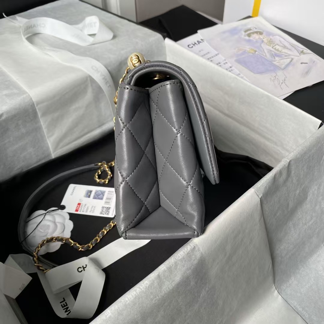 Chanel AS4997 Flap Bag Top Handle Shiny Lambskin Imitation Pearl & Gold Metal Grey - Image 2