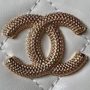 Chanel AP3804 Clutch Lambskin Cosmetic Bag With Pearl Handle White