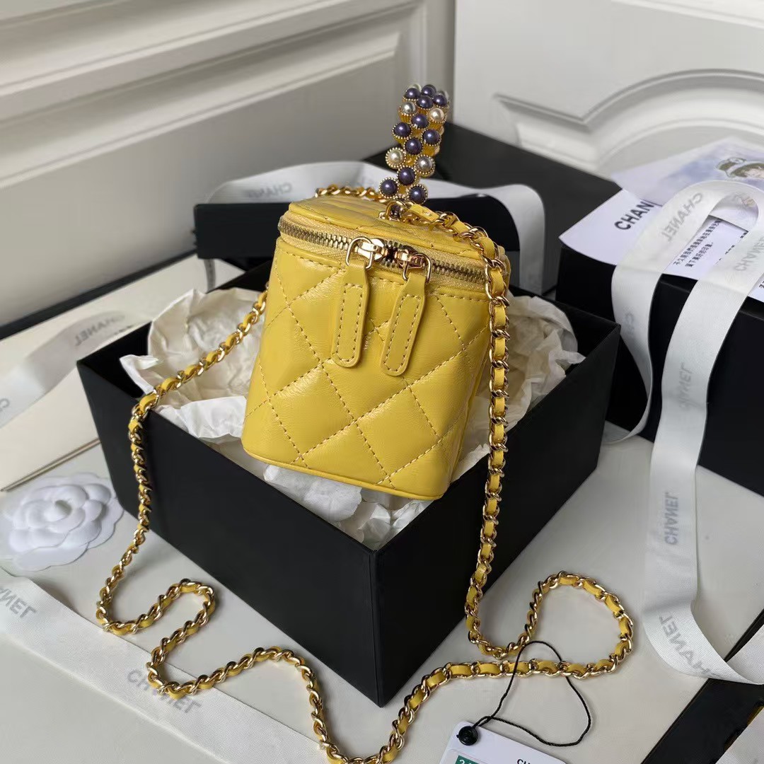 Chanel AP3804 Clutch Lambskin Vanity Case Bag With Pearl Handles Yellow - Image 8