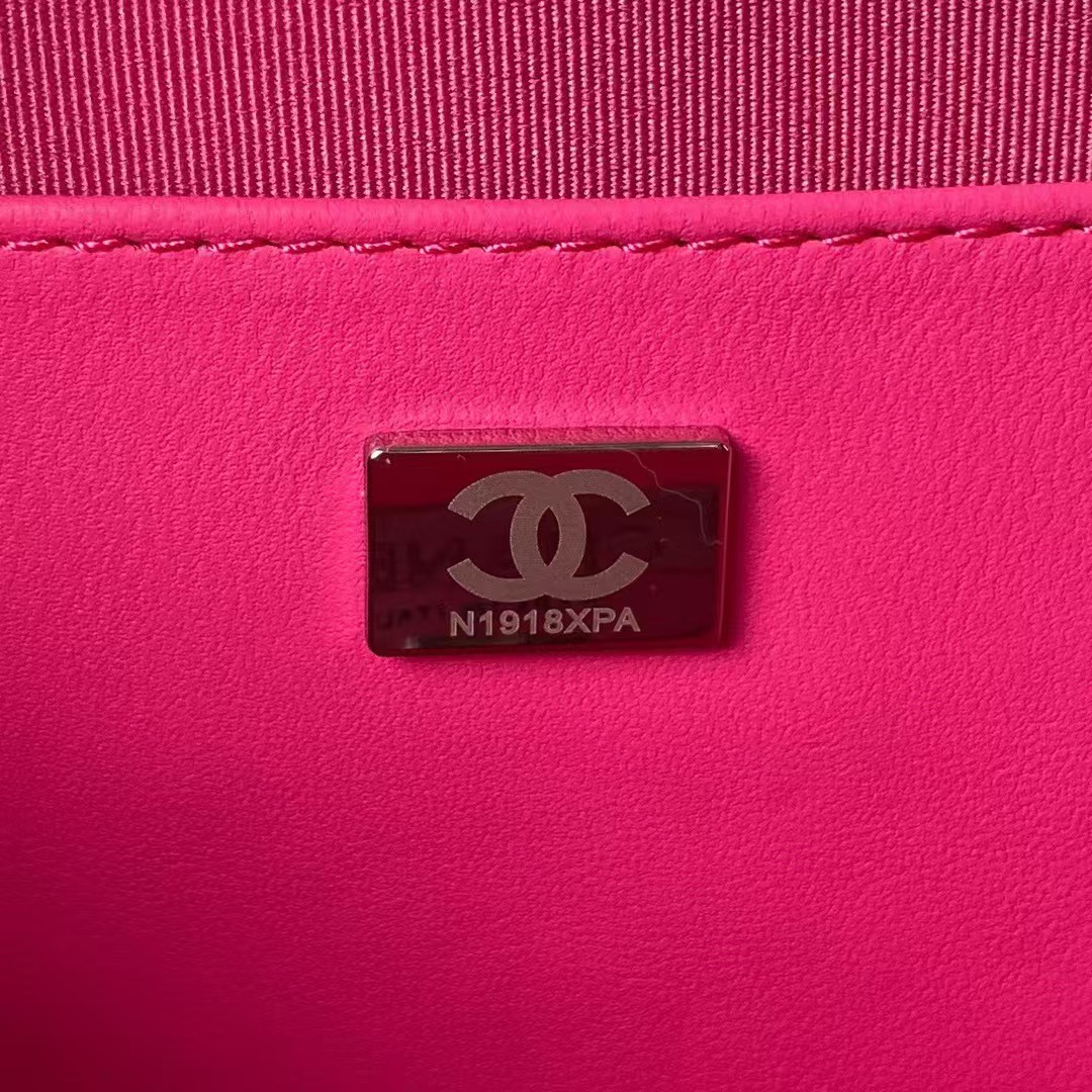 Chanel 24C AS4579 Star Bag Fuchsia and Black Satin Black Metal Hardware - Image 9