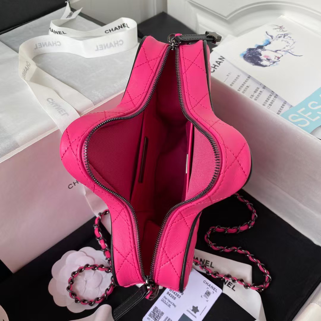 Chanel 24C AS4579 Star Bag Fuchsia and Black Satin Black Metal Hardware - Image 6