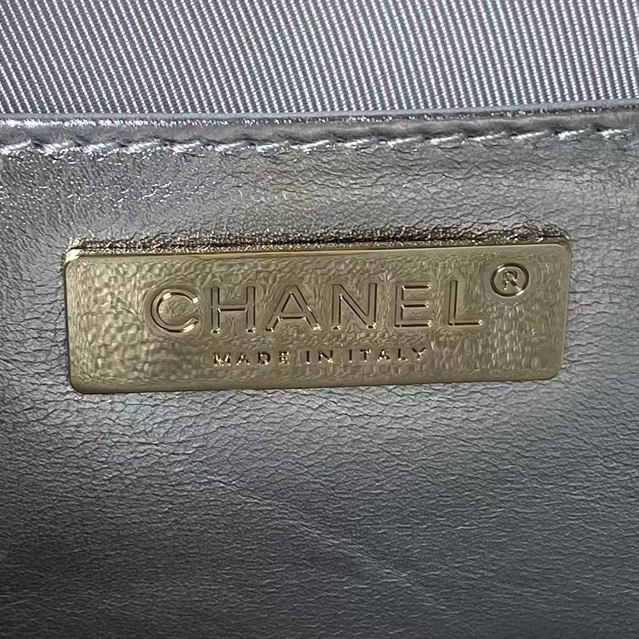 Chanel 24C AS4579 Star Bag Metallic Silver Lambskin Gold Hardware - Image 2