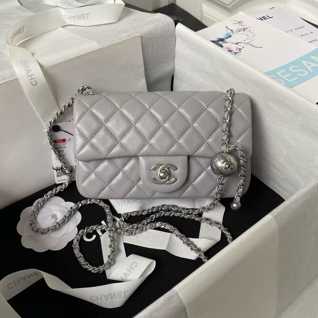 Chanel 23K AS1787 Mini Pearl Embossed Rectangular Flap Bag Lambskin Brushed Silver Metal Hardware Light Grey - Image 3