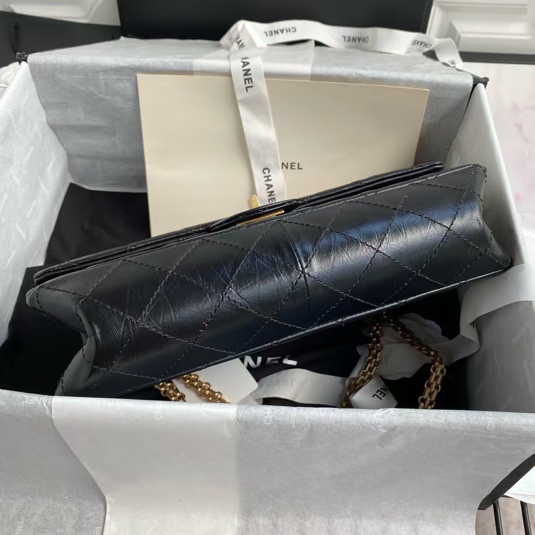 Chanel 23A A37587 Classic Large 2.55 Flap Bag Black Aged Calfskin Gold Metal Hardware - Image 9