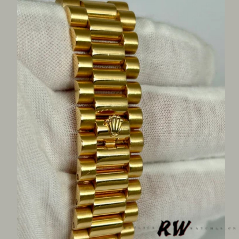 Rolex Day-Date 218238 Black Roman Numeral Dial Yellow Gold 41MM Mens Replica Watch - Image 6