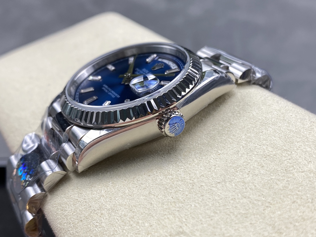 Rolex Day Date White Gold 36 Blue Diamond Dial m128239 0069 - Image 8