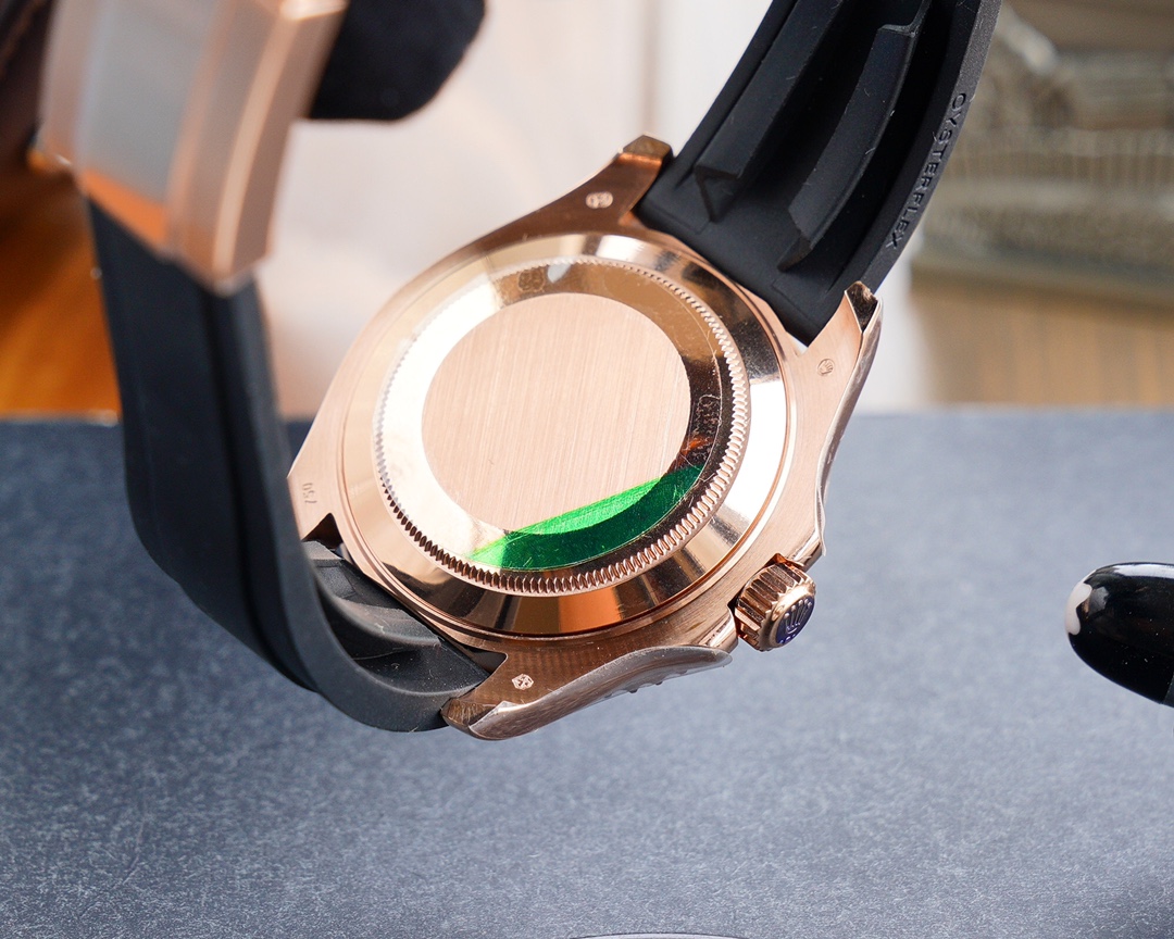 Rolex Yacht Master 116695SATS 40MM - Image 8