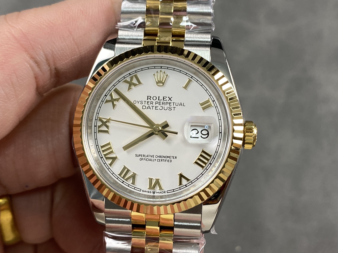 Rolex Datejust 126233 White Roman Dial Fluted Bezel 36MM Unisex Replica Watch - Image 3