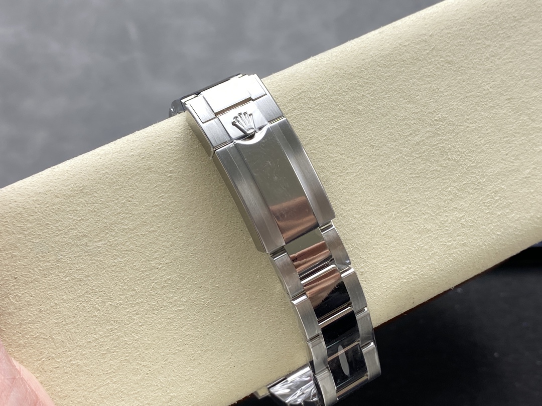 Rolex GMT-Master II 126719 0002 White Gold Meteorite Grey Dial 40mm Mens Replica Watch - Image 10