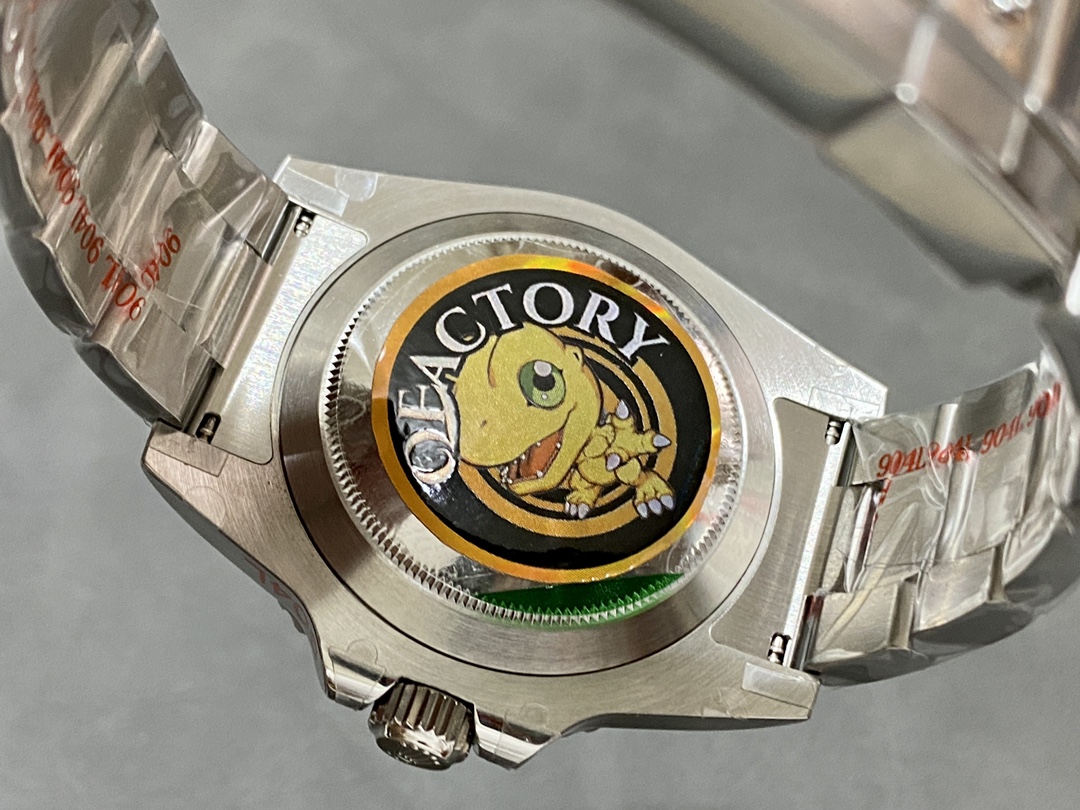 Rolex GMT-Master II 116710LN Black Dial Stainless steel case 40mm Mens Replica Watch - Image 8