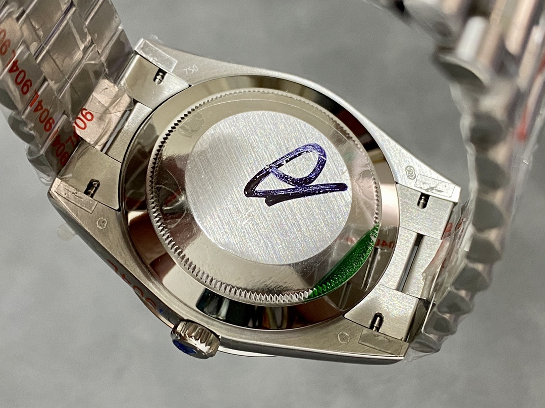 Rolex Day-Date 40mm Platinum Meteorite Baguette 228206 0036 Men's Watch - Image 9