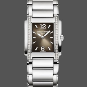 Patek Philippe Twenty-4 4910 1200A 010 Ladies Quartz 25x30mm