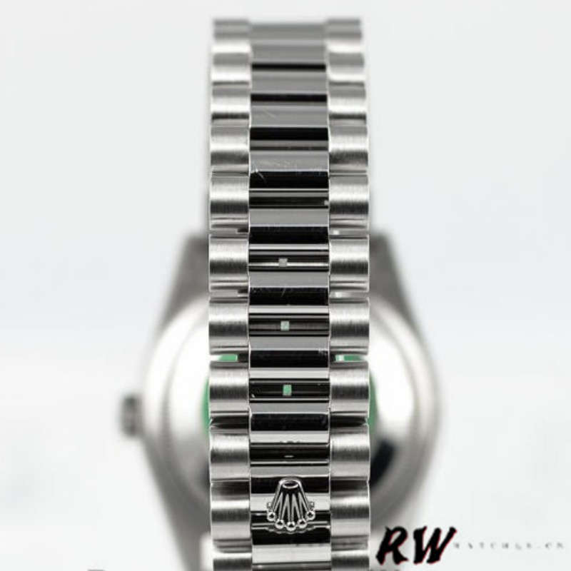 Rolex Day-Date 118206 Ice Blue Diamonds Dial 36mm Unisex Replica Watch - Image 6