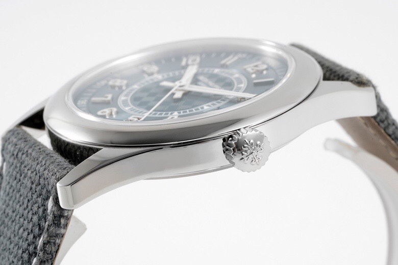 Replica Patek Philippe Limited Edition Calatrava 40mm 6007A 001 Blue Dial Mens Watch - Image 8