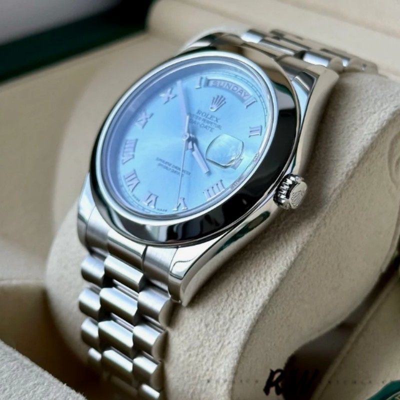 Rolex Day-Date 218206 Ice Blue Roman Numeral Dial Platinum 41MM Mens Replica Watch - Image 3