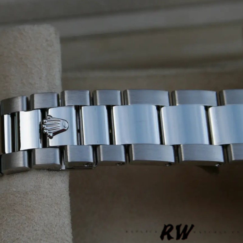 Rolex Day-Date 118239 Silver Diamond Dial fluted bezel 36mm Unisex Replica Watch - Image 5