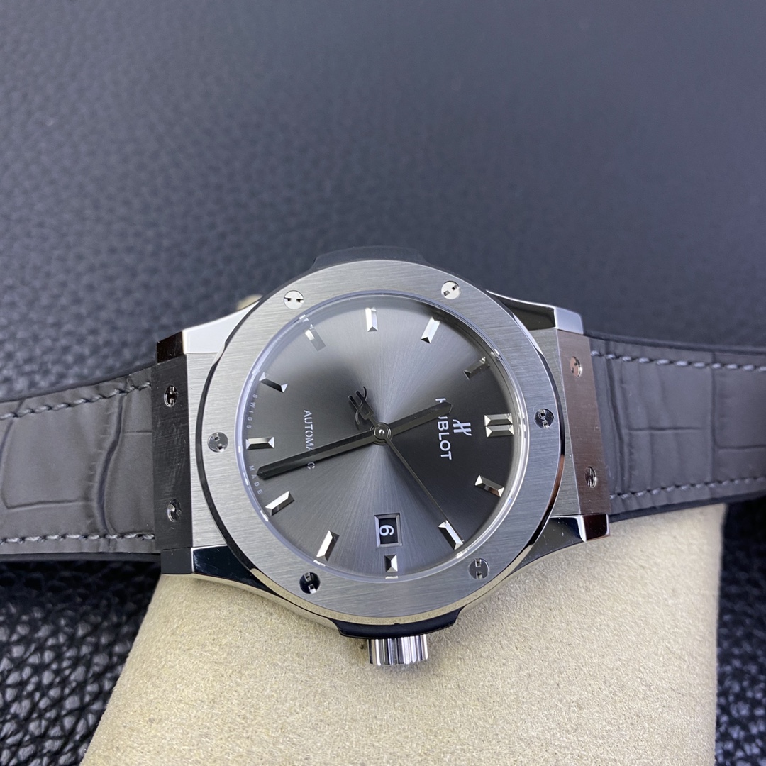 Hublot Classic Fusion 511.NX.7071.LR 45MM Grey Dial Mens - Image 6