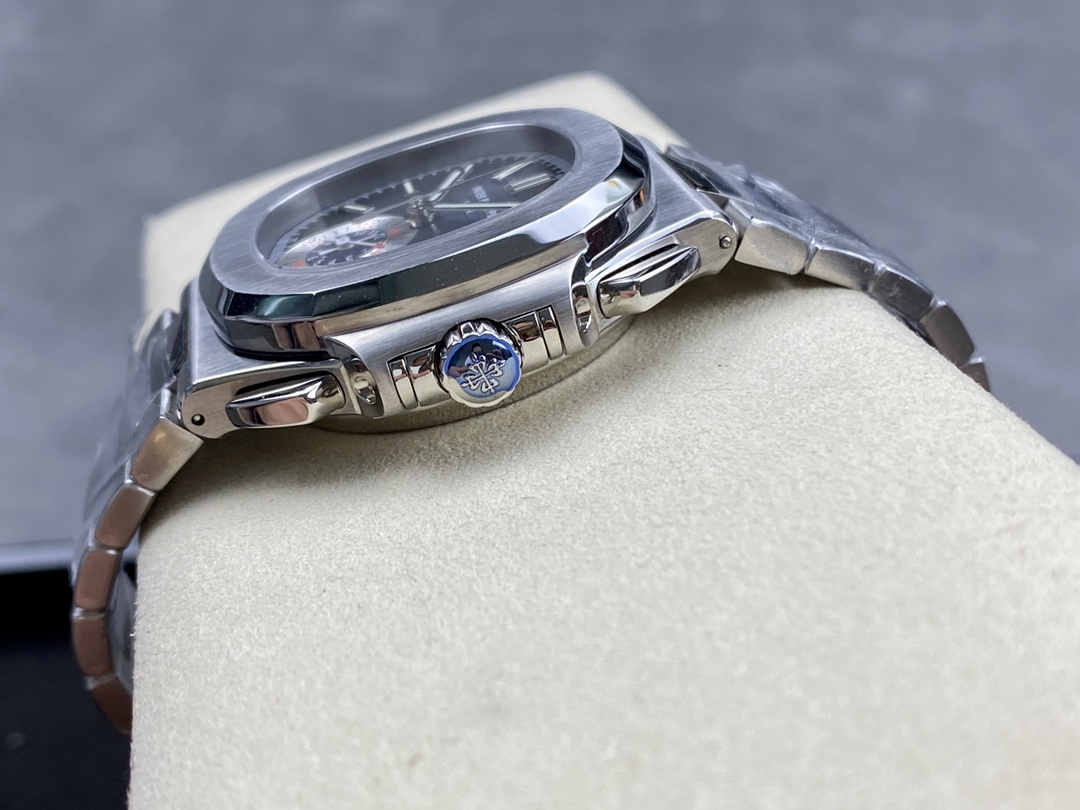 Patek Philippe Nautilus Chronograph Stainless Steel Blue Dial 5980 1A 001 - Image 9