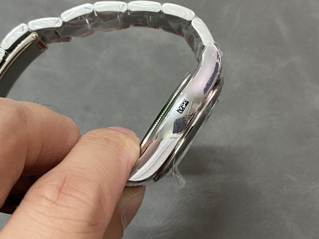 Rolex Cosmograph Daytona 116509 Blue Index Dial 40MM Mens Replica Watch - Image 7