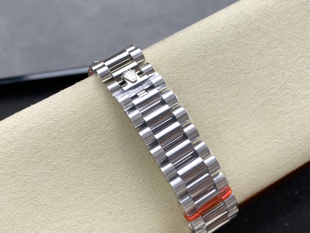 Rolex Day Date White Gold 36 Blue Diamond Dial m128239 0069 - Image 10