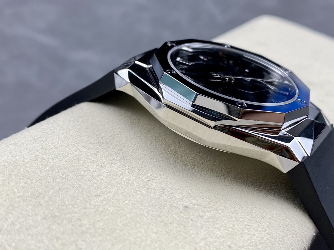 Hublot Classic Fusion 550.NS.2200.RW.ORL20 40 mm - Image 18