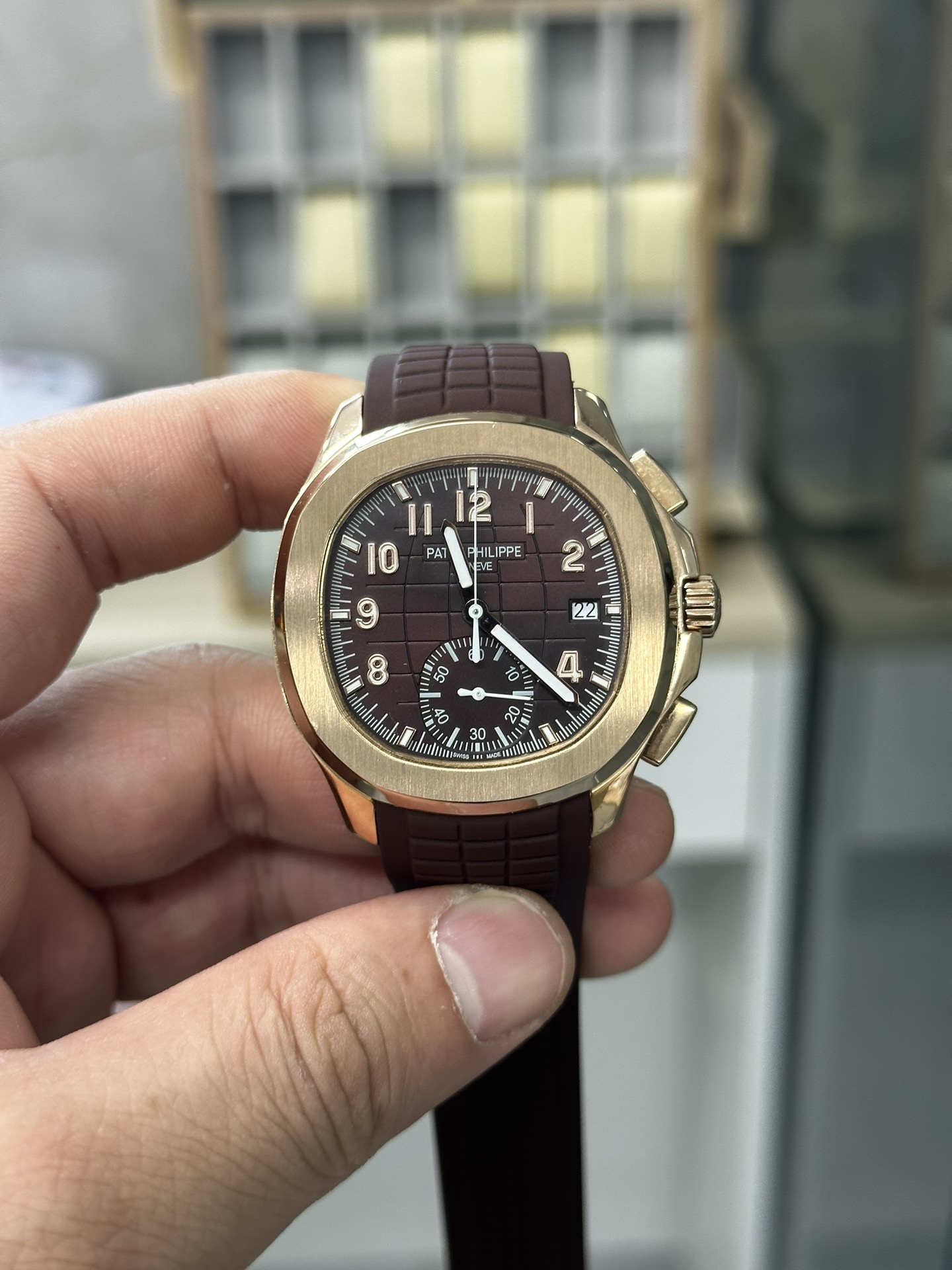 Replica Patek Philippe Aquanaut 5968R 001 42mm Mens Watch - Image 3