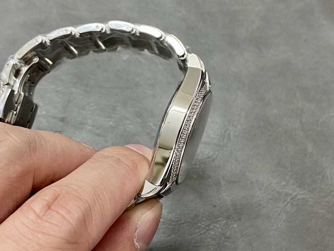 Patek Philippe Twenty~4 Automatic Steel & Black Dial 7300 1200A 010 - Image 7