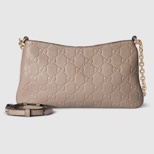 GG Emblem Medium Shoulder Bag