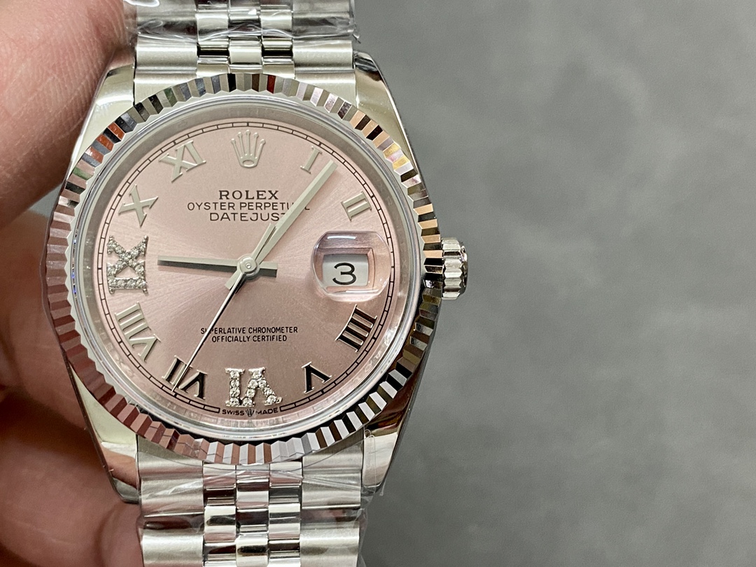 Rolex Datejust 126234 Fluted Bezel Pink Roman Dial 36MM Unisex Replica Watch - Image 3
