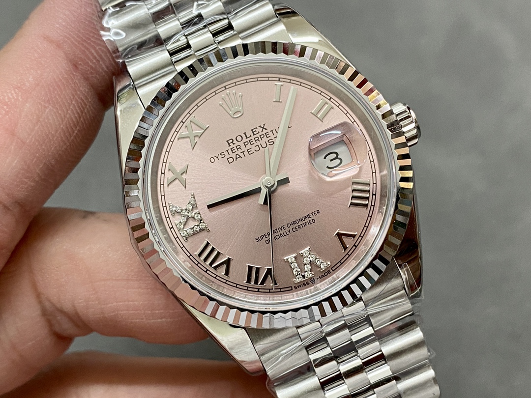Rolex Datejust 126234 Fluted Bezel Pink Roman Dial 36MM Unisex Replica Watch - Image 4