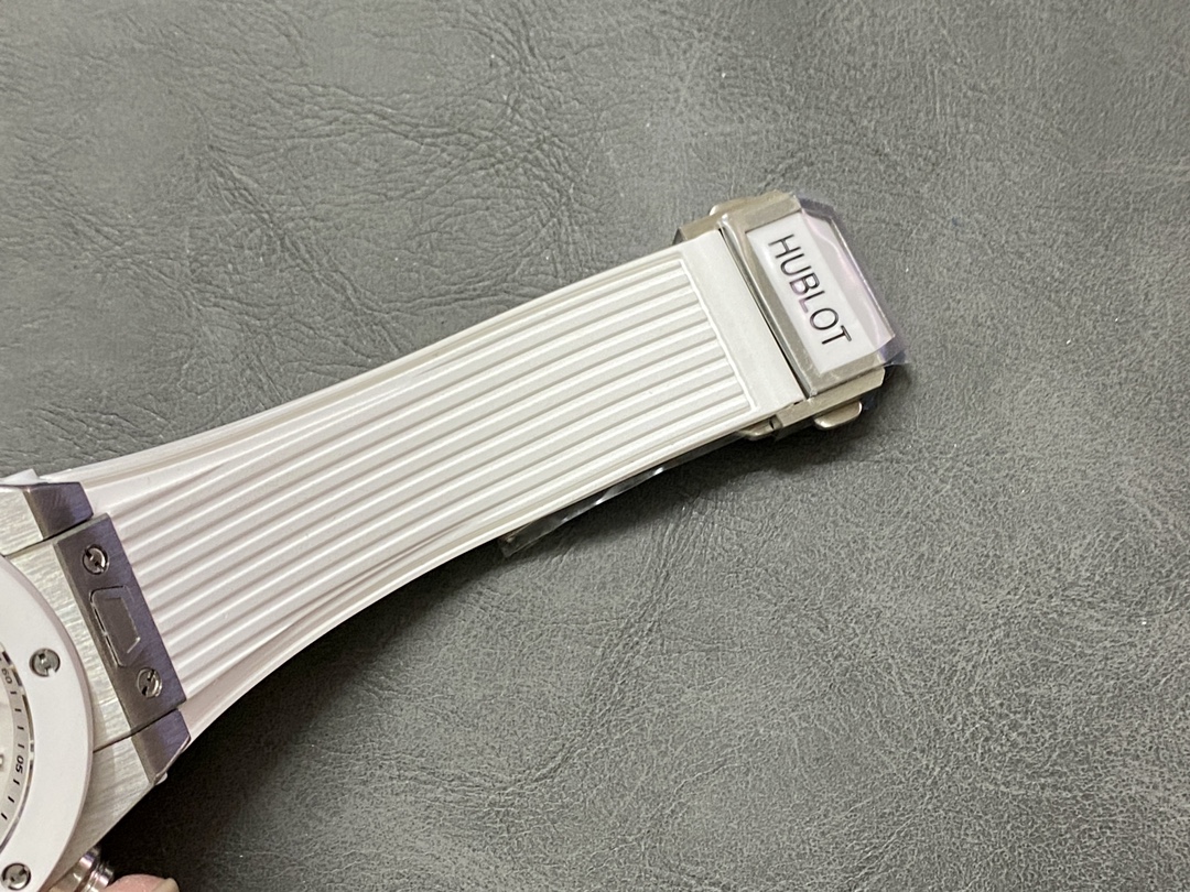 Hublot Big Bang 421.OX.1180.RX 44mm Mens Watch - Image 20