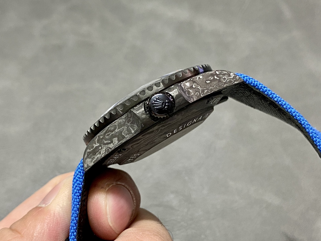 Rolex Sea Dweller Customized DiW Carbon Fiber Ocean Blue Dial - Image 7