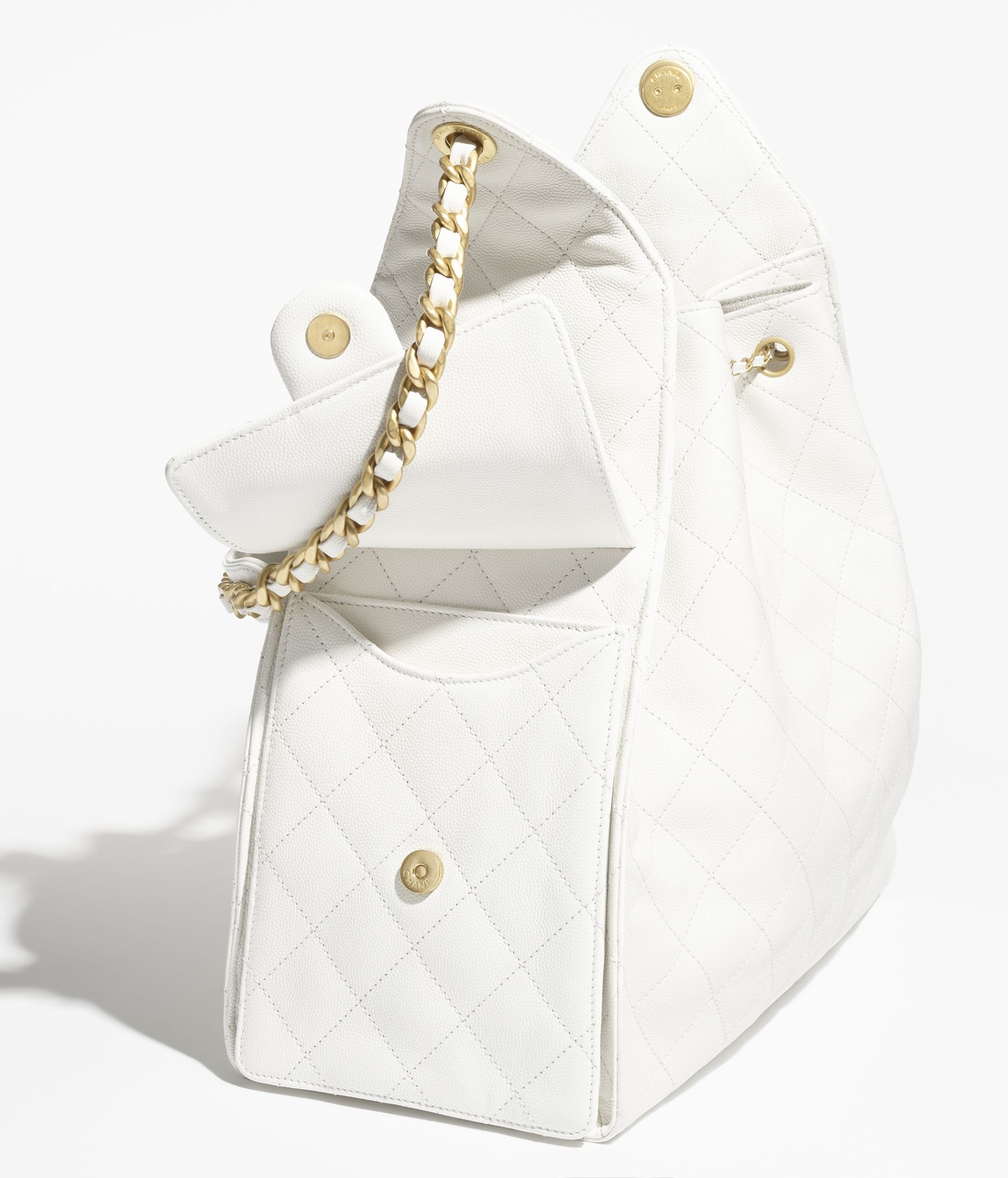 CHANEL 25 Medium Handbag - Image 4