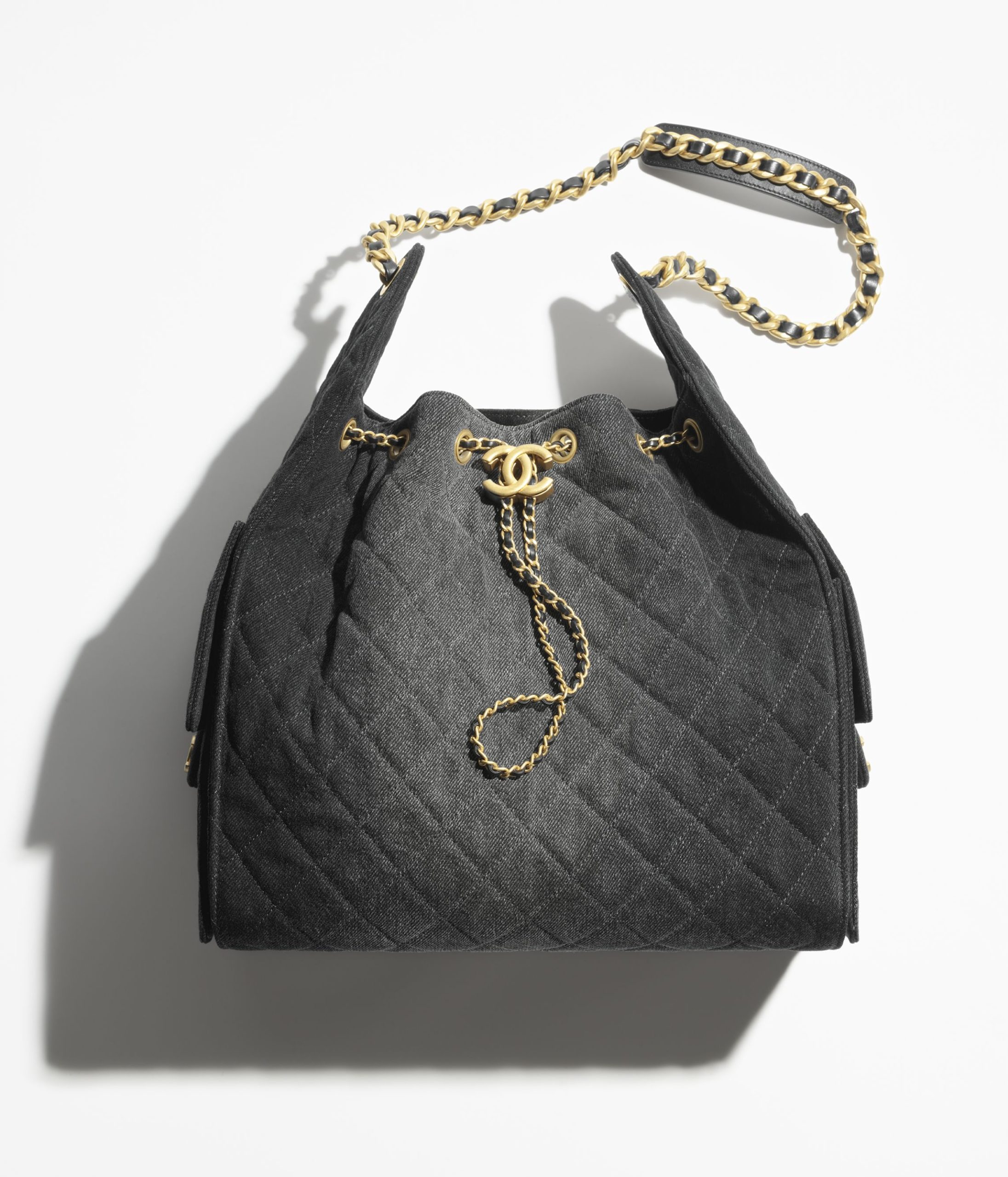 CHANEL 25 Medium Handbag - Image 3