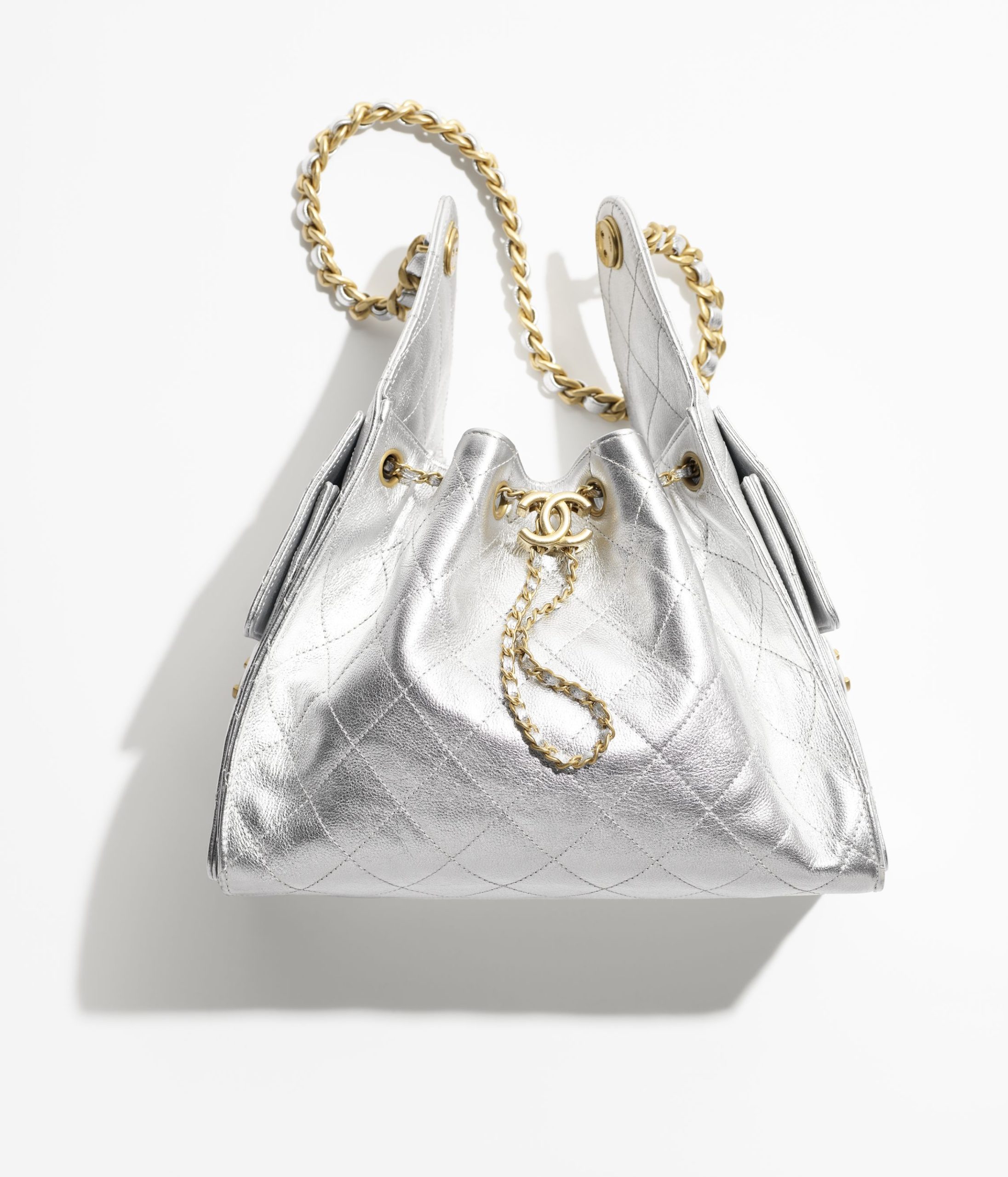 CHANEL 25 Small Handbag - Image 4