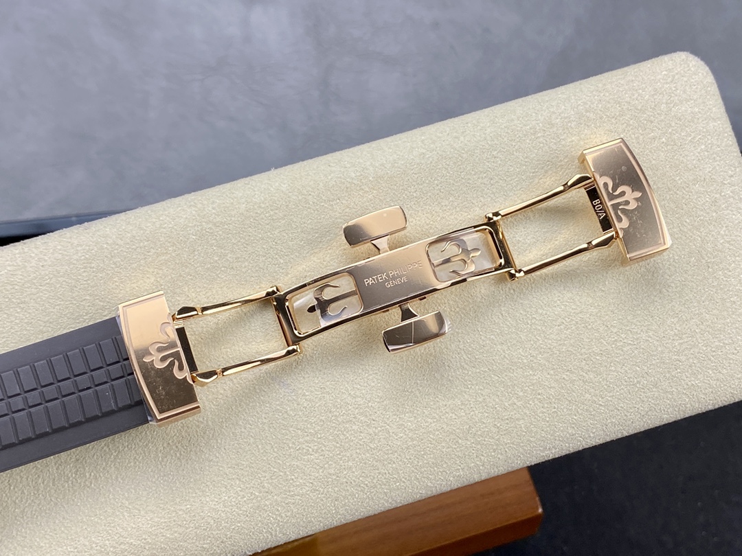 Replica Patek Philippe Aquanaut 5167R 001 40mm Mens Watch - Image 9