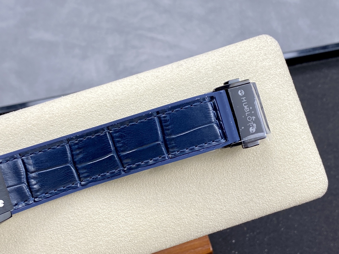 511.CM.7170.LR Hublot Classic Fusion Automatic - Image 10