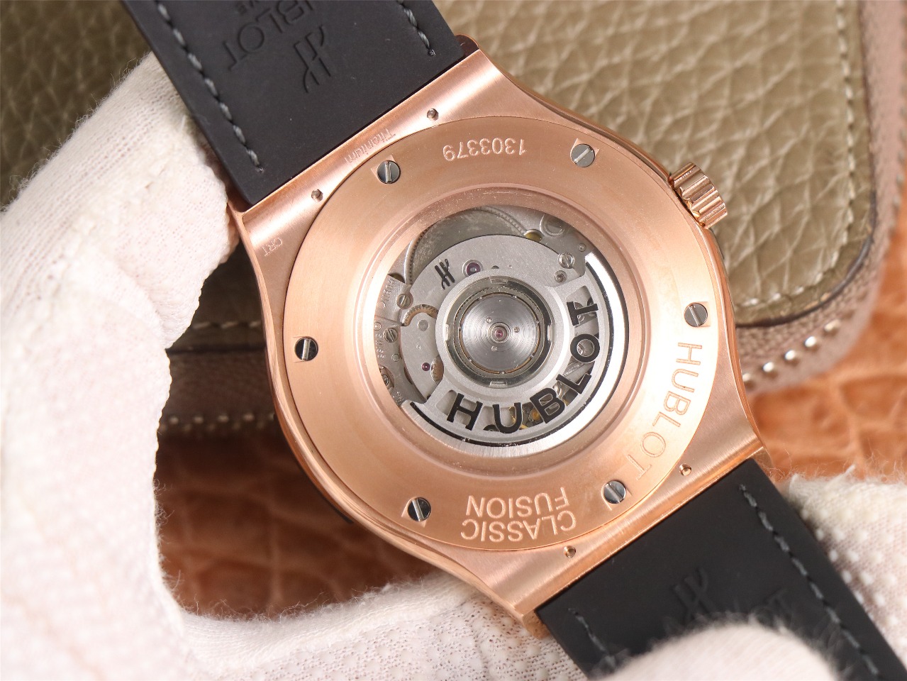 Hublot Classic Fusion King Gold 542.OX.1181.LR 42mm - Image 9