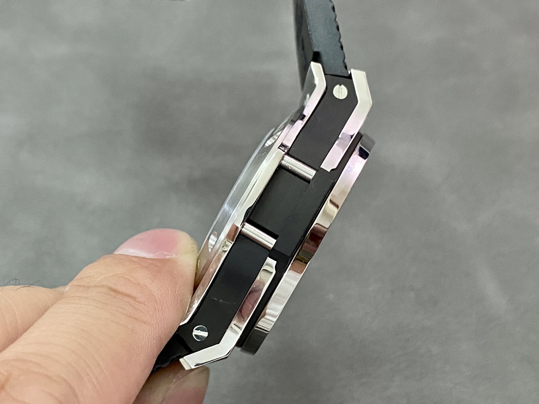 Hublot Big Bang 301.SB.131.RX 44mm Mens - Image 16