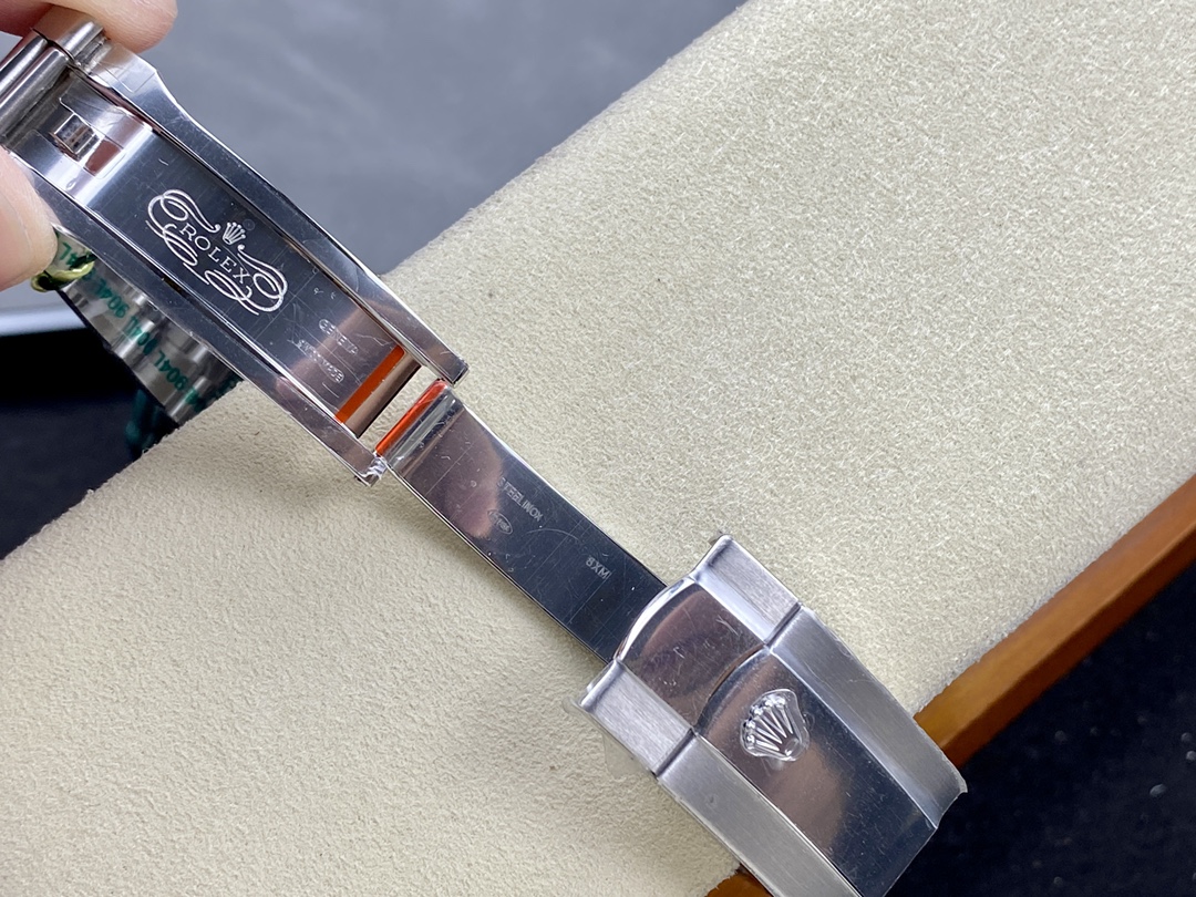 Rolex Sky-Dweller 42 m336934 0005 Stainless Steel Blue Dial Replica Watch - Image 11